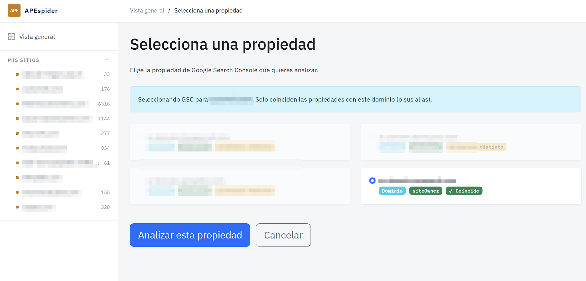 Pantalla Selecciona una propiedad: propiedades de GSC que coinciden con tu dominio y botón Analizar esta propiedad